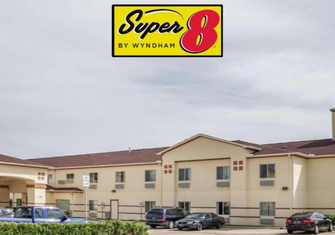 Hotel Super 8 By Wyndham Brenham Tx Exterior foto